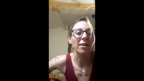 luzz11 online show from April 15, 5:00 am