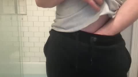 lvguynextdoor440656 online show from February 8, 2:15 am