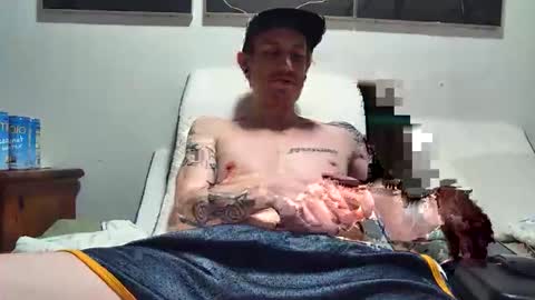 lwooda online show from April 20, 8:17 am