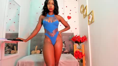 Snapshot of lyabloom chatting on March 10, 11:06 pm LyaBloom online show from March 10, 11:06 pm