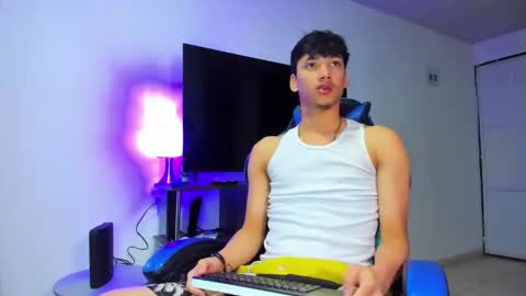 Lyam online show from May 10, 8:32 am