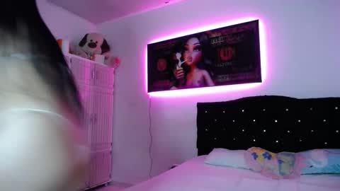 lyda   online show from October 26, 12:00 am