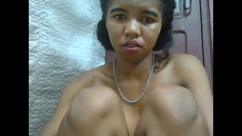 Snapshot of lydialarin chatting on February 25, 2:15 pm Lydiah online show from February 25, 2:15 pm