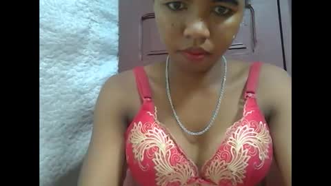 Snapshot of lydialarin chatting on February 23, 12:59 pm Lydiah online show from February 23, 12:59 pm