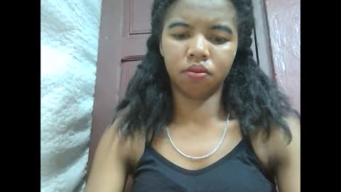Snapshot of lydialarin chatting on February 26, 3:46 am Lydiah online show from February 26, 3:46 am
