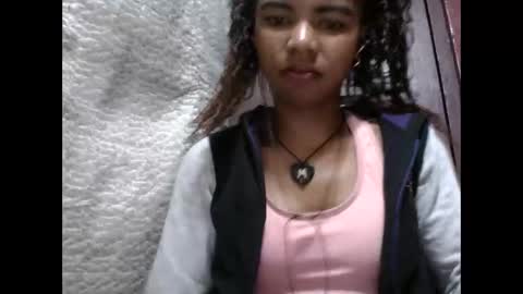 Snapshot of lydialarin chatting on September 20, 2:25 am Lydiah online show from September 20, 2:25 am