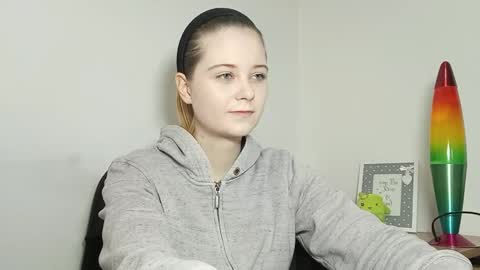 Lydia online show from November 24, 7:12 pm