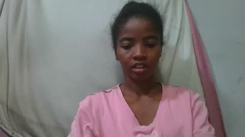 lydie856696 online show from June 3, 2:55 pm
