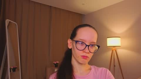 Sara online show from February 26, 4:10 pm