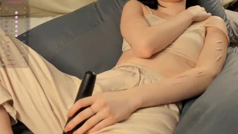 Lola online show from March 8, 1:17 am