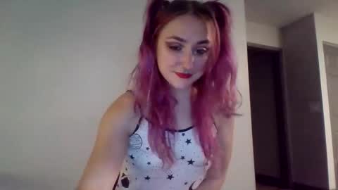 Lynn  online show from January 8, 9:42 pm