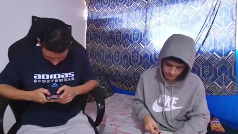 lyon_wiliamss online show from January 11, 5:52 pm