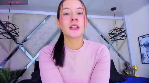 --- Lyra --- online show from October 15, 10:32 pm