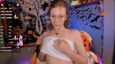 Lyra online show from October 28, 10:38 am