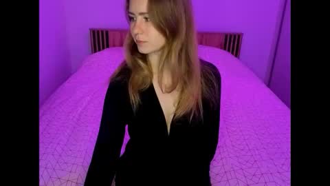 Lura online show from March 22, 7:18 pm