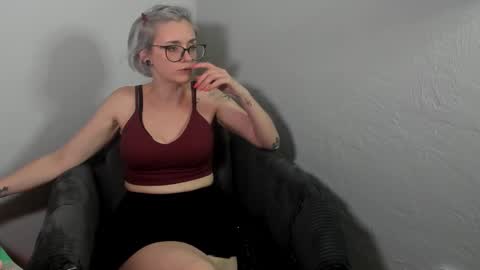 Lyra Greene online show from March 29, 5:31 am