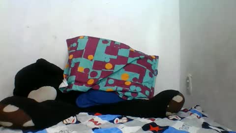 m0ntana777 online show from October 3, 10:56 am