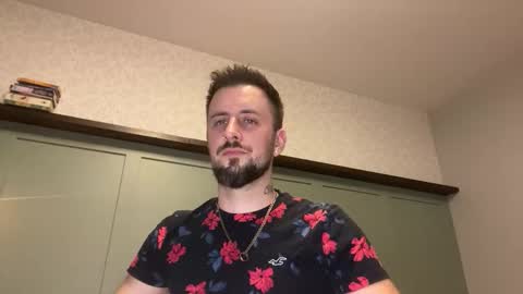 m_stephen online show from March 7, 12:21 am