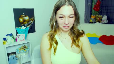 Vikki online show from March 28, 3:57 pm