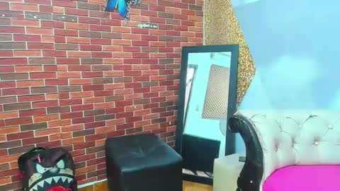 itgram pezlo josue online show from February 13, 4:39 pm