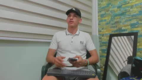 itgram pezlo josue online show from February 16, 5:48 pm