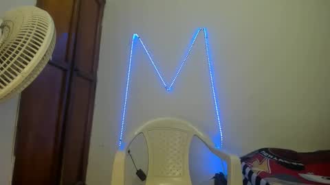 itgram pezlo josue online show from October 13, 11:29 pm