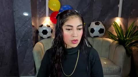 Mabell online show from June 28, 2:40 am