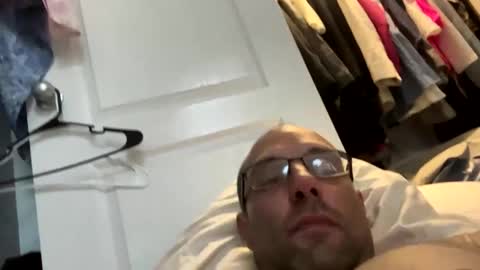 mac402992 online show from September 21, 12:20 pm