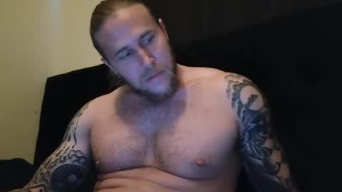 mac_drew online show from January 2, 9:50 pm