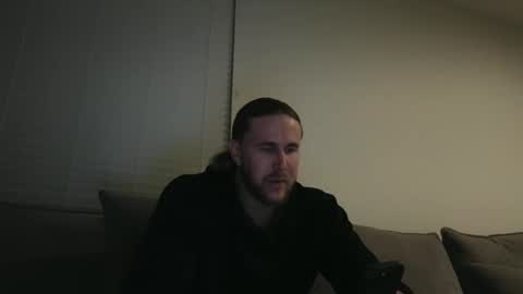 mac_drew online show from February 18, 6:15 am