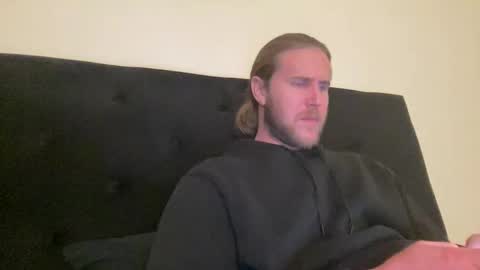 mac_drew online show from February 17, 6:09 am