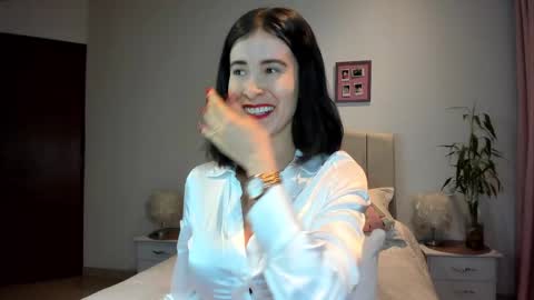 Macarena online show from March 12, 2:20 am