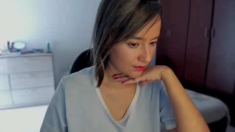 Snapshot of macarenax chatting on February 12, 3:27 pm Maca online show from February 12, 3:27 pm