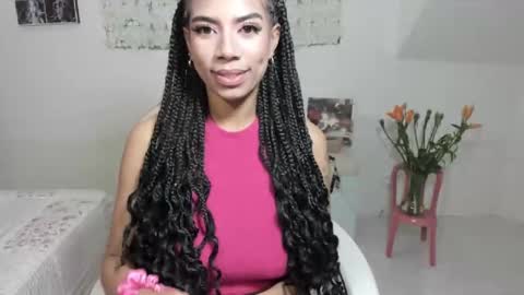 Snapshot of macdelice chatting on February 27, 4:24 am Mac Delice online show from February 27, 4:24 am