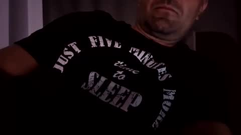 macelaruldeiduri online show from September 23, 9:21 pm