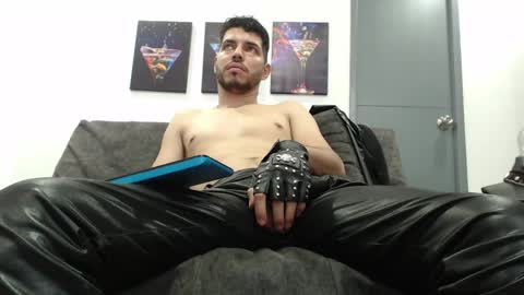 instagram mackdanielsx online show from May 23, 10:06 pm