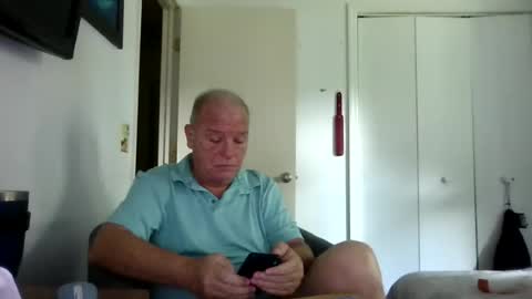mackdocc001 online show from July 5, 6:04 pm