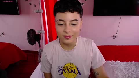 MACKENZIE CAMERON online show from February 6, 6:56 pm