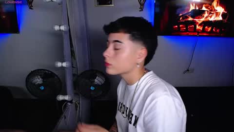 MACKENZIE CAMERON online show from January 24, 12:31 am