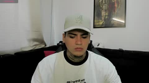 Snapshot of mad_maxxx1 chatting on October 24, 1:01 pm max online show from October 24, 1:01 pm