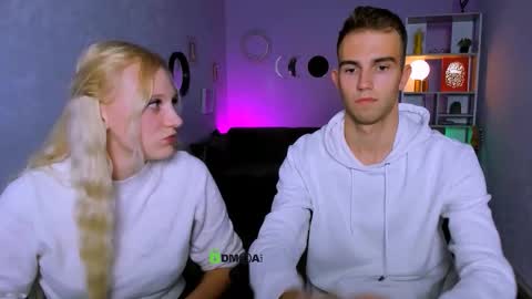 Ulis online show from October 14, 5:49 pm