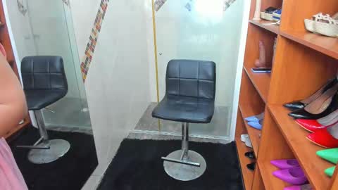 Madame Carla  online show from February 27, 11:39 am