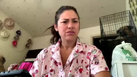 SummerPeach online show from January 18, 4:31 pm