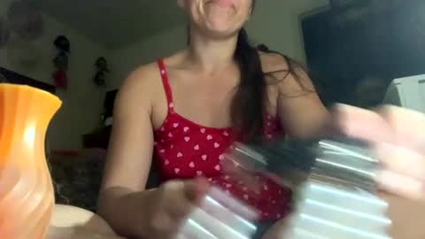 SummerPeach online show from January 21, 5:05 am