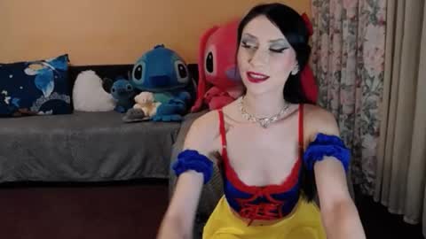 Maddison Summer online show from November 22, 12:20 am