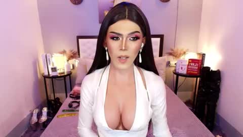 M A D D Y online show from September 18, 5:06 pm