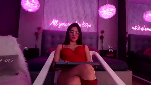maddy_kind online show from July 24, 4:42 am