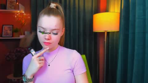 maddy moah online show from April 16, 5:40 am