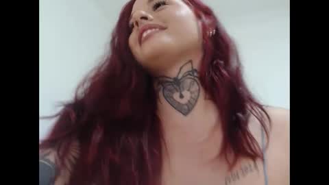 maddy_vicius19 online show from October 6, 3:24 am