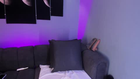 Maddy  online show from February 1, 8:26 pm